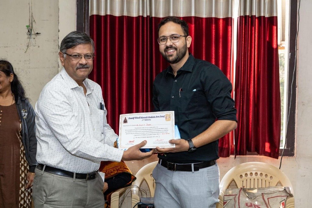 Dr. Arpit Joshi Honoured at Ahmedabad Medical Camp